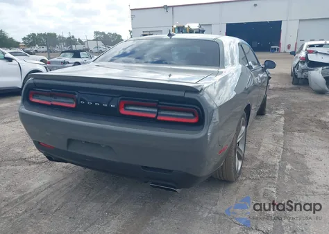 2017 Dodge Challenger R/T z USA, uszkodzony, nr VIN 2C3CDZBT8HH555531